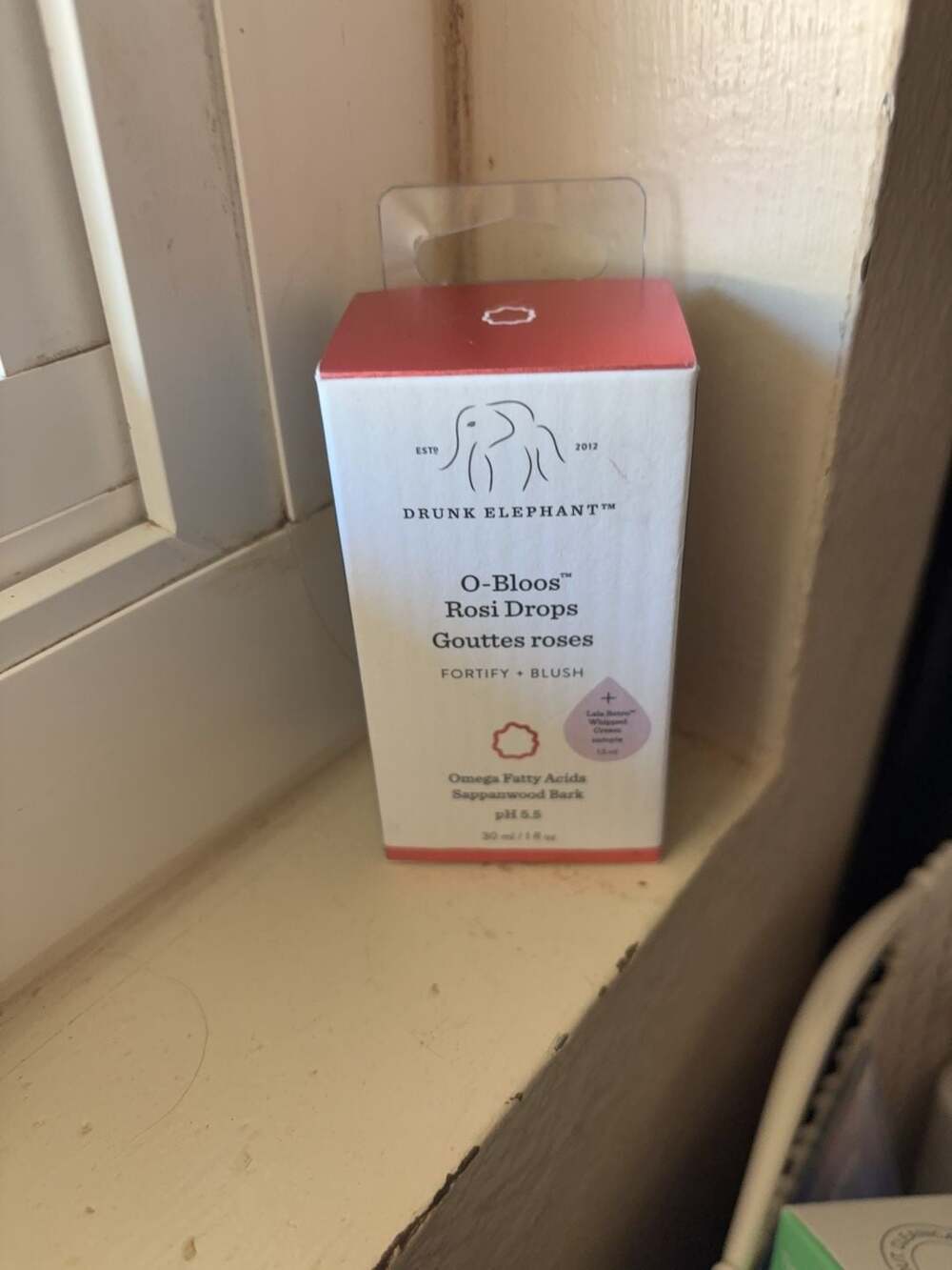 Drunk ElephantO-Bloos Rosi Drops omega-rich serum that adds a rosy allover flush